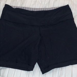 Lululemom black reversible biker shorts size 4.